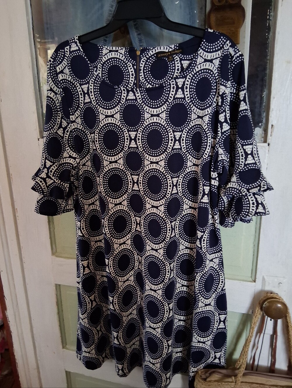 Navy & White Circle Print Ruffle Sleeve Top